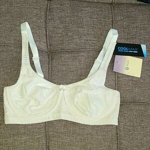 Trulife Bra coolmax 34B w4009‎ NWT white